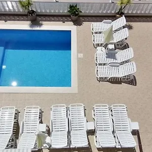 Curic Apartment